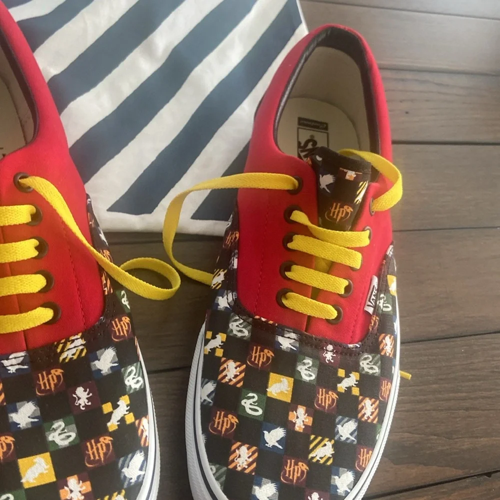 Rare custom Vans Harry Potter sneakers size-12 With bag